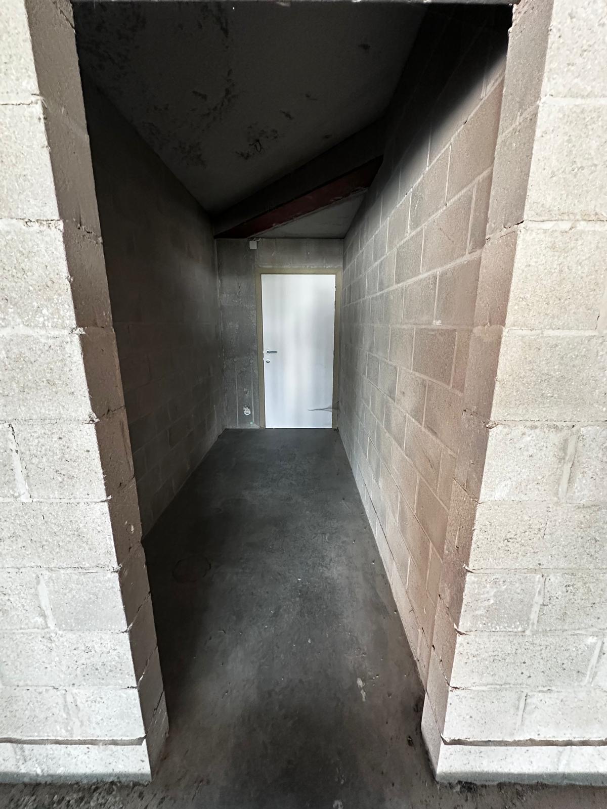 Commerce à louer Sint-Pieters Leeuw