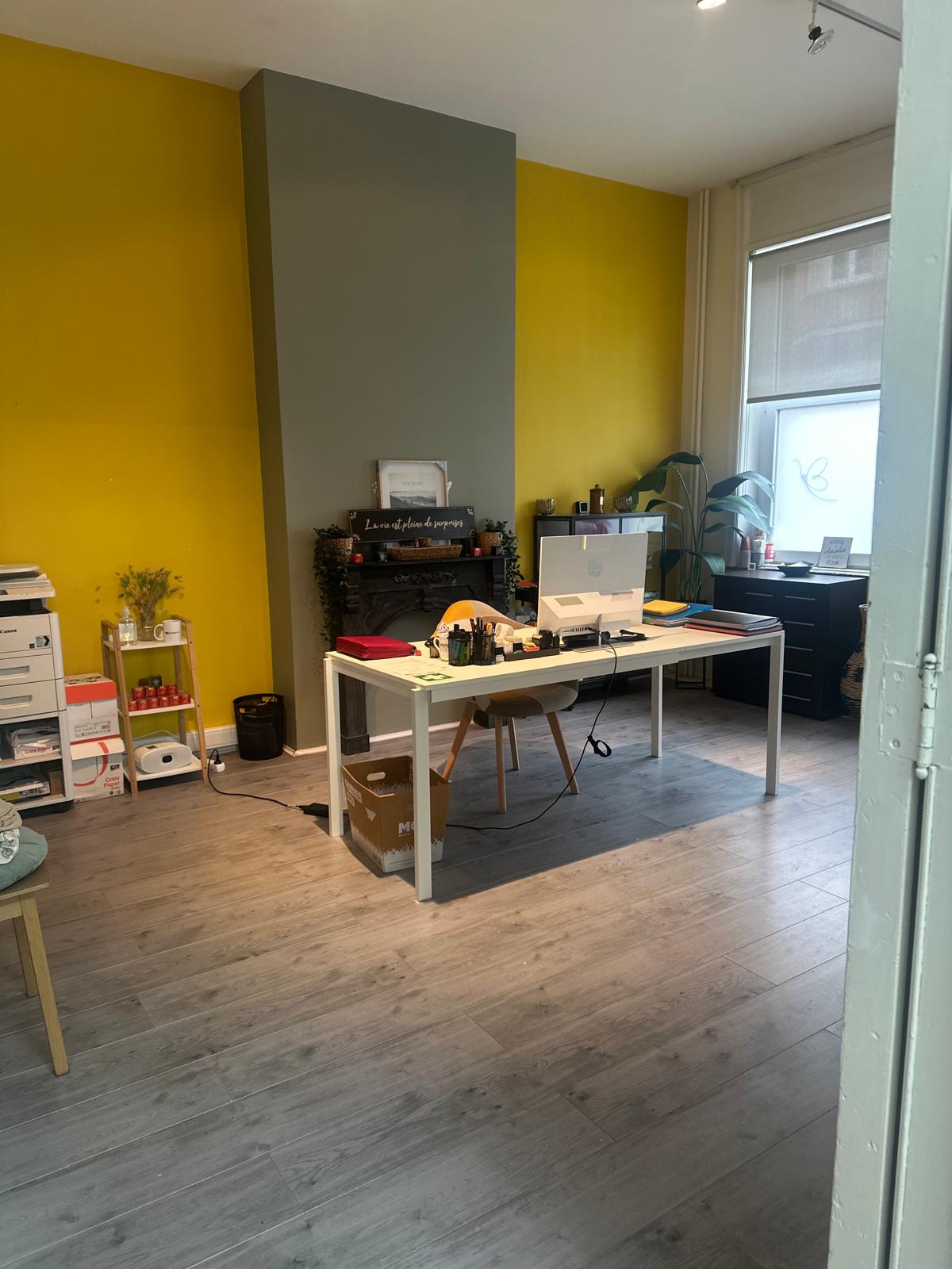 Atelier/ Bureau à Louer